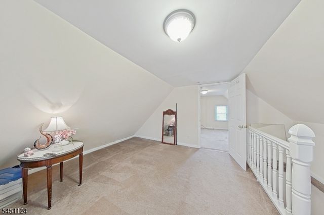 402 Davis Ave, Harrison Town, NJ 07029
