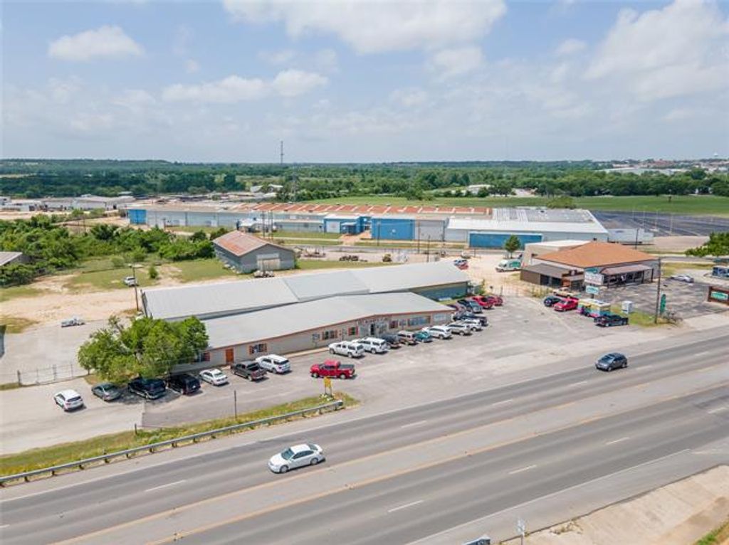 1950 W South Loop, Stephenville, TX 76401