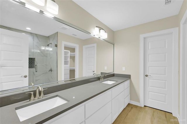 3421 E Kidd Avenue, Edinburg, TX 78542