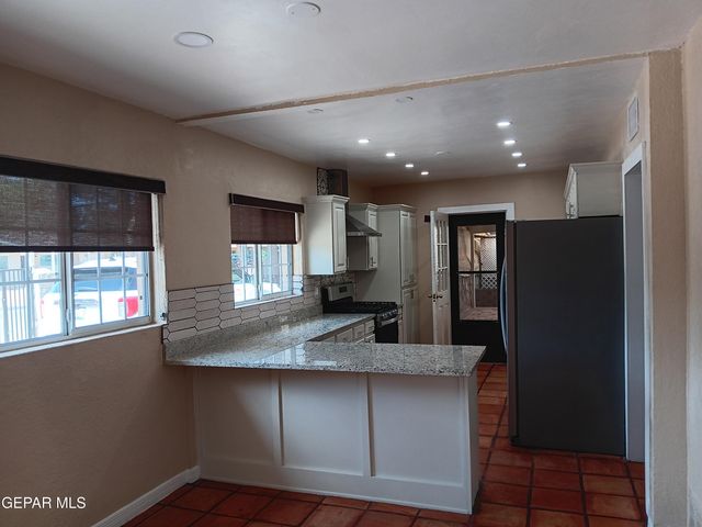 8229 Strickland Dr. El Paso Tx Drive, El Paso, TX 79907