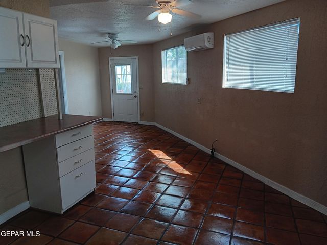 8229 Strickland Dr. El Paso Tx Drive, El Paso, TX 79907