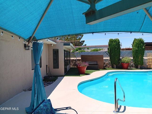 8229 Strickland Dr. El Paso Tx Drive, El Paso, TX 79907