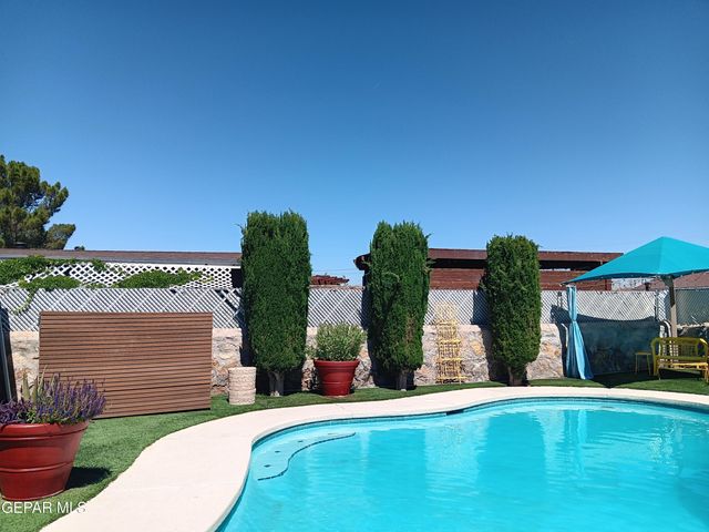 8229 Strickland Dr. El Paso Tx Drive, El Paso, TX 79907