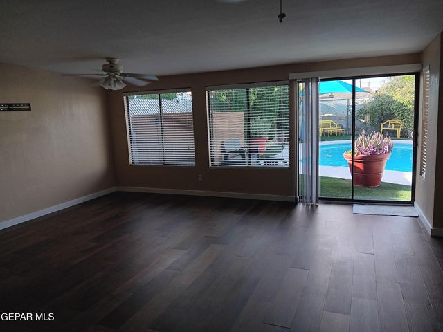 8229 Strickland Dr. El Paso Tx Drive, El Paso, TX 79907