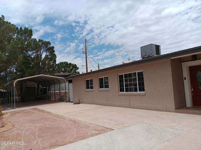8229 Strickland Dr. El Paso Tx Drive, El Paso, TX 79907