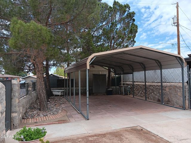 8229 Strickland Dr. El Paso Tx Drive, El Paso, TX 79907