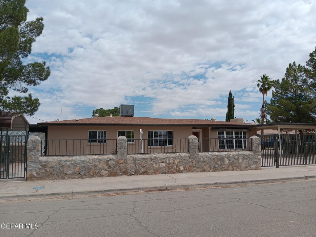 8229 Strickland Dr. El Paso Tx Drive, El Paso, TX 79907