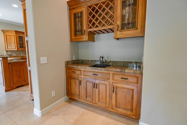 3780 E Pond Apple Drive, Springfield, MO 65809