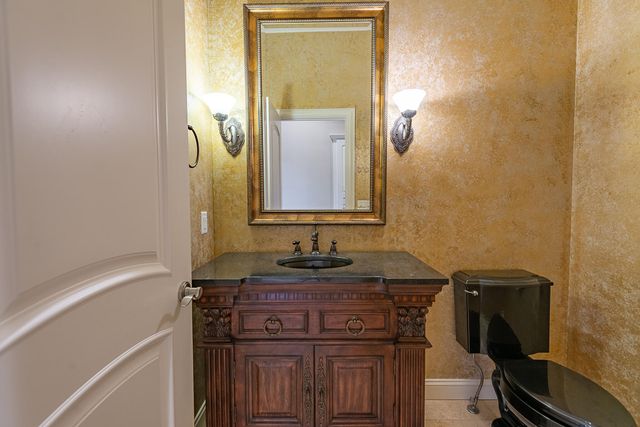 3780 E Pond Apple Drive, Springfield, MO 65809