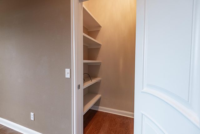 3780 E Pond Apple Drive, Springfield, MO 65809