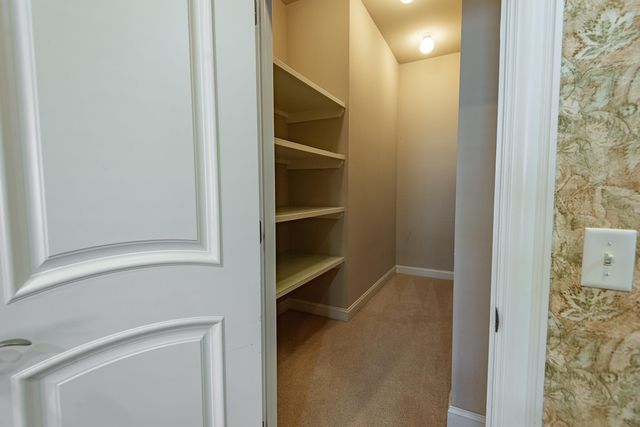 3780 E Pond Apple Drive, Springfield, MO 65809