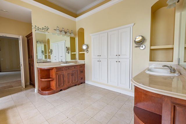 3780 E Pond Apple Drive, Springfield, MO 65809