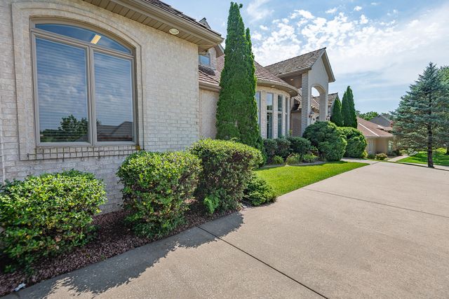 3780 E Pond Apple Drive, Springfield, MO 65809