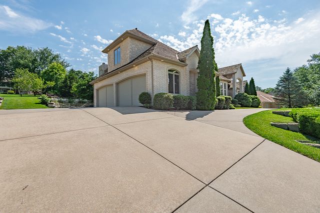 3780 E Pond Apple Drive, Springfield, MO 65809