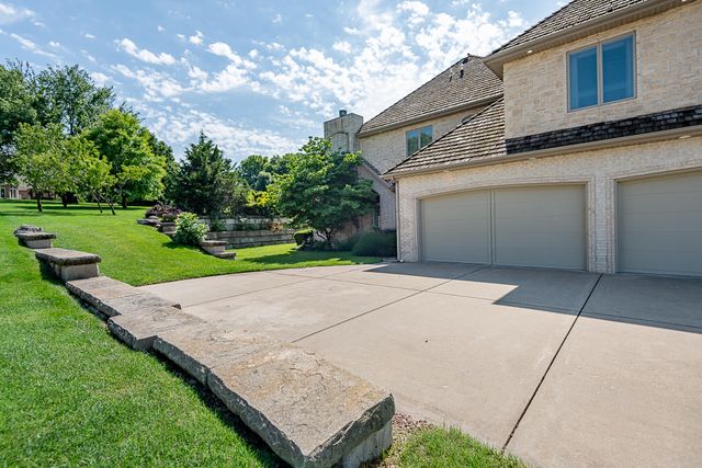 3780 E Pond Apple Drive, Springfield, MO 65809