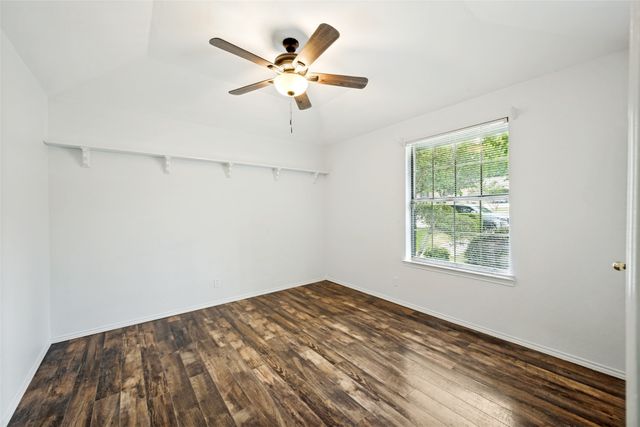 104 Creek Side Court, Kennedale, TX 76060