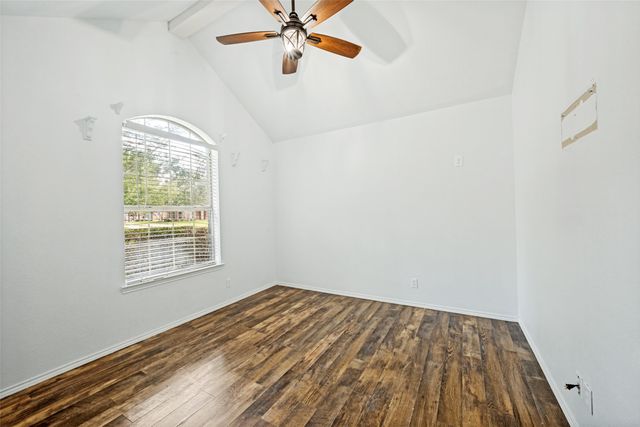 104 Creek Side Court, Kennedale, TX 76060
