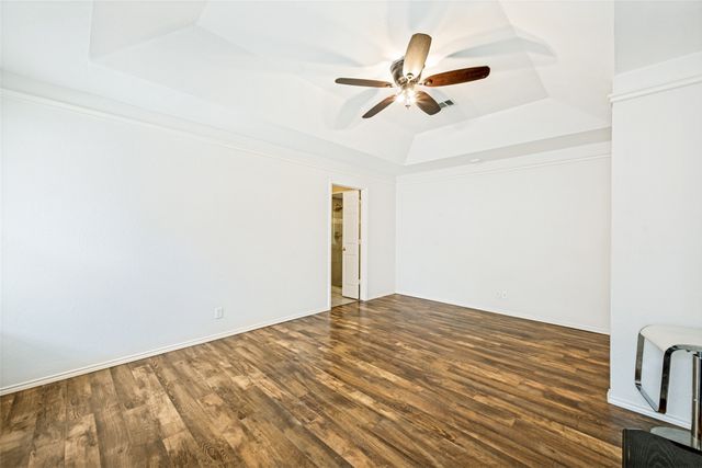 104 Creek Side Court, Kennedale, TX 76060