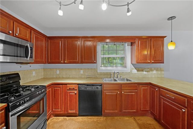 3 Webbly Lane, Bella Vista, AR 72714