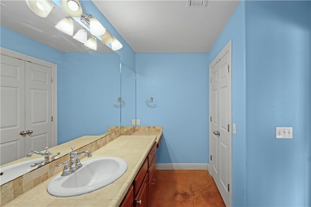 3 Webbly Lane, Bella Vista, AR 72714