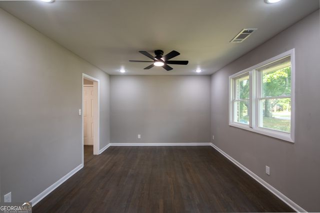 2680 Dunmoreland Terrace, South Fulton, GA 30349