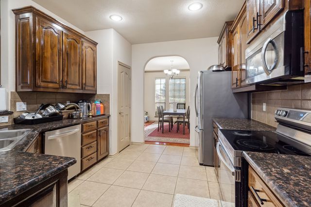 1620 Secretariat Lane, Irving, TX 75060