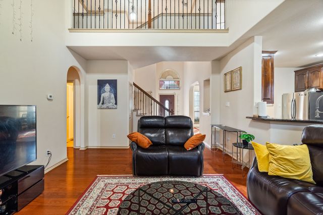 1620 Secretariat Lane, Irving, TX 75060