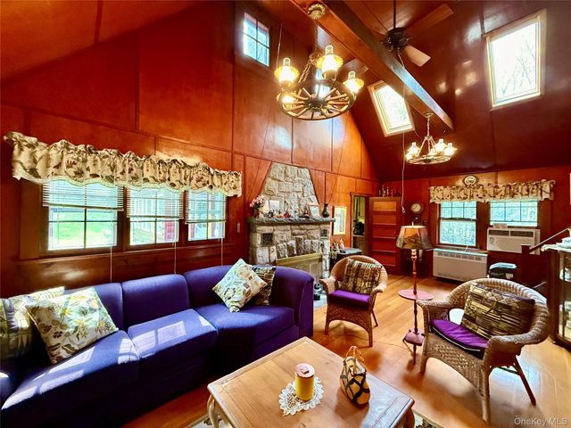 11 W Mongaup Trail, Smallwood, NY 12778