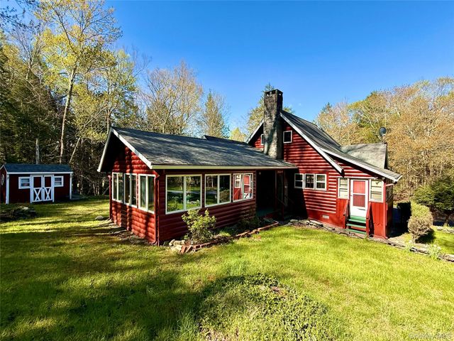 11 W Mongaup Trail, Smallwood, NY 12778