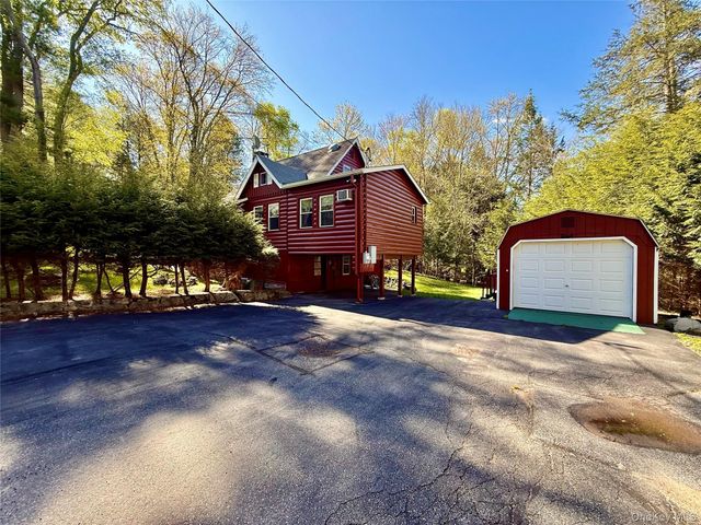 11 W Mongaup Trail, Smallwood, NY 12778