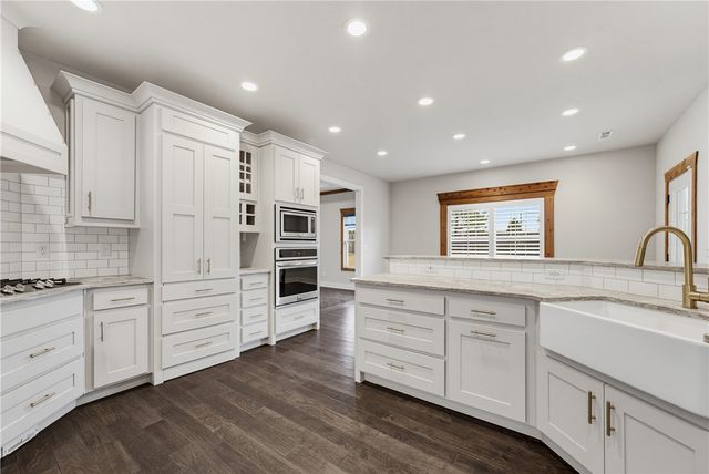 3780 Bitterroot Street, Bentonville, AR 72712