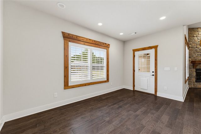 3780 Bitterroot Street, Bentonville, AR 72712
