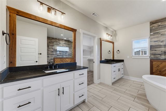 3780 Bitterroot Street, Bentonville, AR 72712