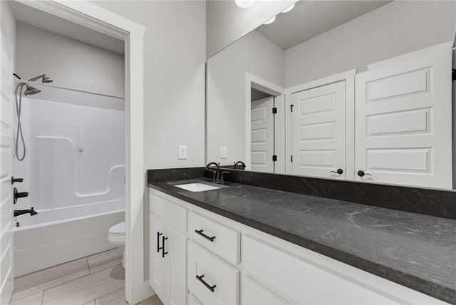 3780 Bitterroot Street, Bentonville, AR 72712