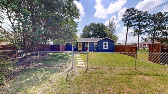 812 Mandarin Avenue, Dothan, AL 36301