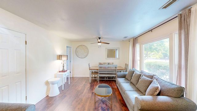 812 Mandarin Avenue, Dothan, AL 36301