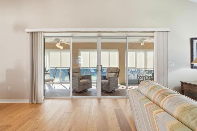 701 CORDOVA CIRCLE, The Villages, FL 32162