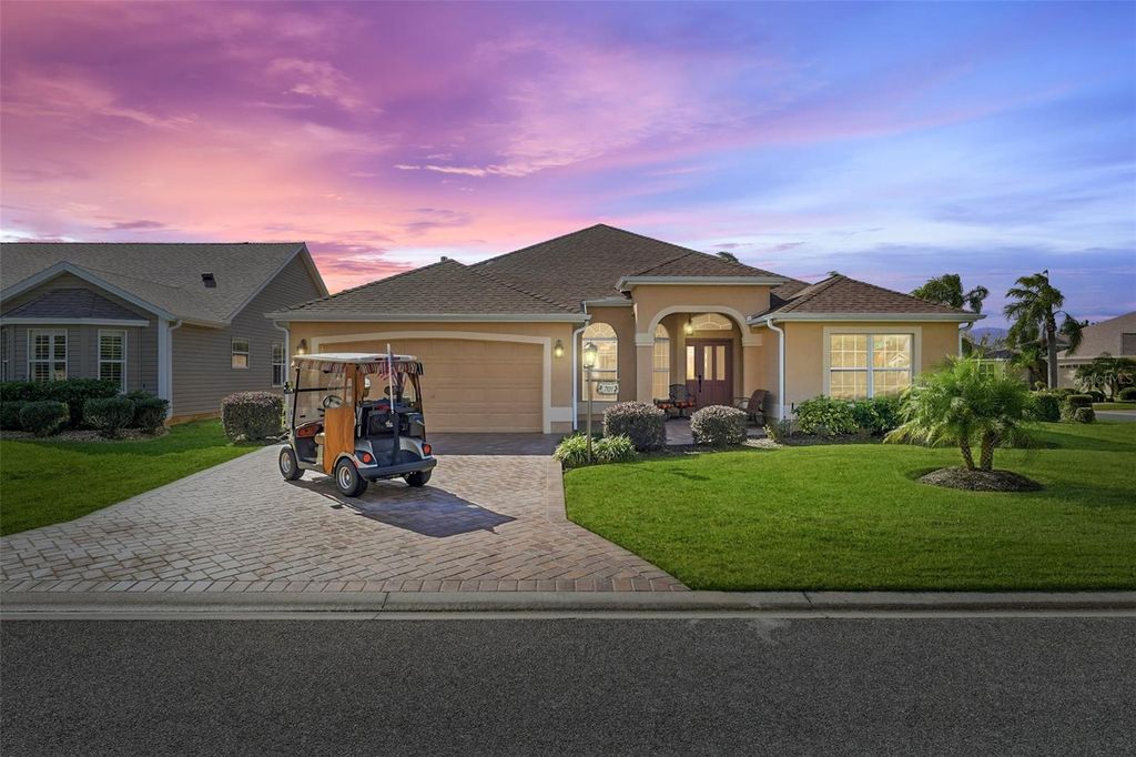 701 CORDOVA CIRCLE, The Villages, FL 32162