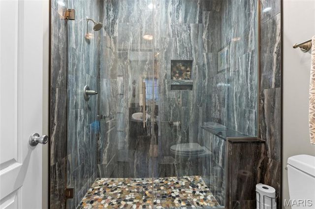 5330 Fox Circle Drive, Edwardsville, IL 62025