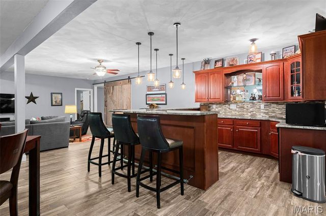 5330 Fox Circle Drive, Edwardsville, IL 62025