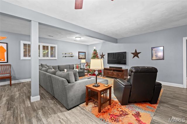 5330 Fox Circle Drive, Edwardsville, IL 62025