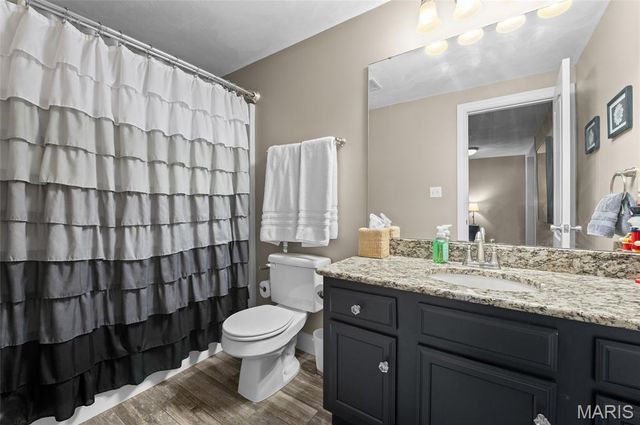 5330 Fox Circle Drive, Edwardsville, IL 62025