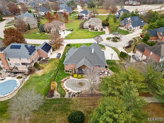 5330 Fox Circle Drive, Edwardsville, IL 62025