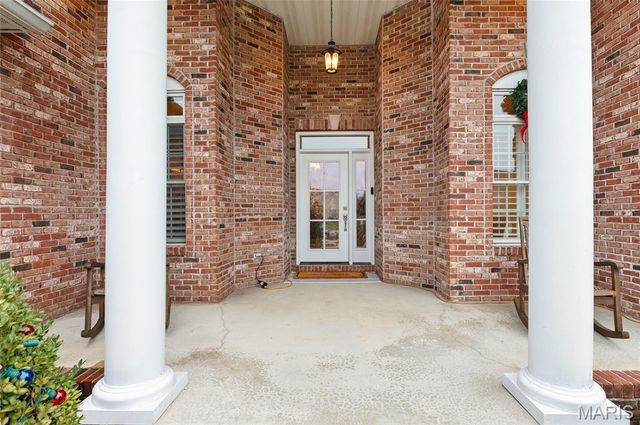 5330 Fox Circle Drive, Edwardsville, IL 62025