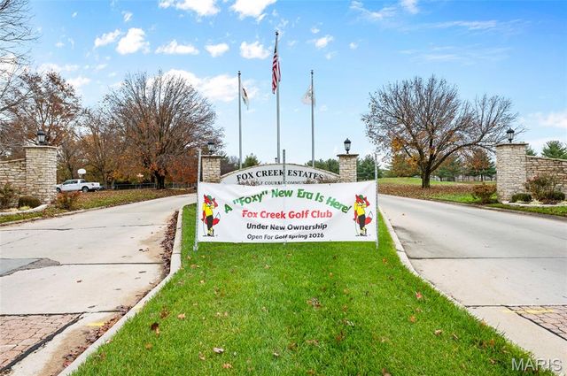 5330 Fox Circle Drive, Edwardsville, IL 62025