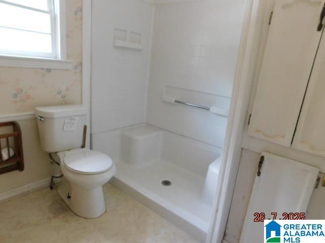 200 SKIPPER HILL LANE, Sylacauga, AL 35150