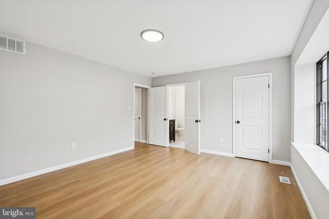 31 ACORN CT, Sicklerville, NJ 08081