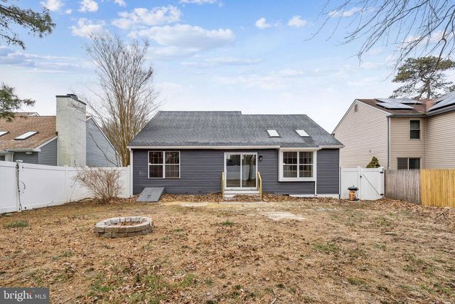 31 ACORN CT, Sicklerville, NJ 08081