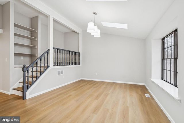 31 ACORN CT, Sicklerville, NJ 08081