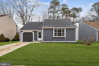 31 ACORN CT, Sicklerville, NJ 08081